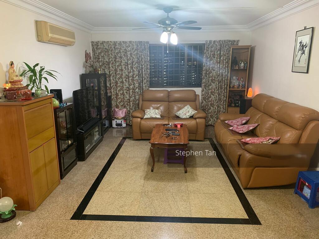 Jurong East Street 21 thumbnail photo